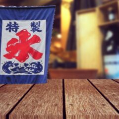 猛暑の中の家ネコ達はだらだらしています